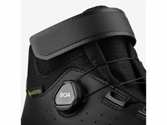 Wielrenschoenen Fizik Schoenen Tempo Artica GTX Zwart